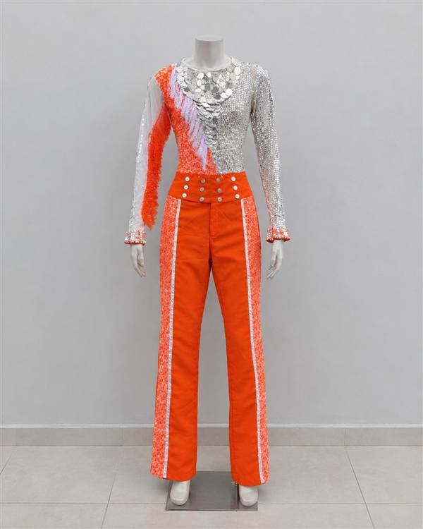 Bailarín naranja y plateado (body de lentejuelas y pantalón)
